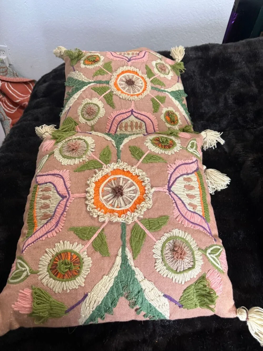 Indoor/Outdoor Embroidered Floral Pillow flowers set of 2 16x16